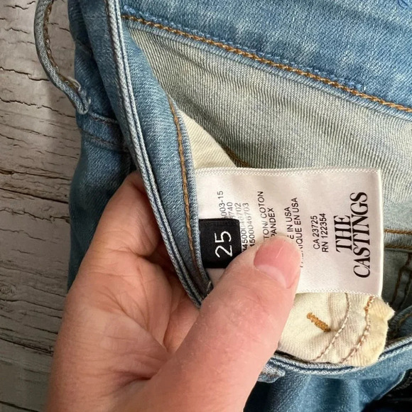 The  castings aritzia jeans size 25 skinny - Picture 6 of 11